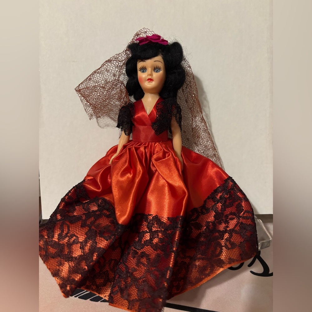 Vintage Spanish Sleepy Eyed Dolls of the World  1960’s